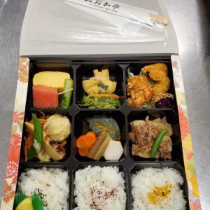 お弁当　３０